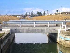 御供田用水路橋