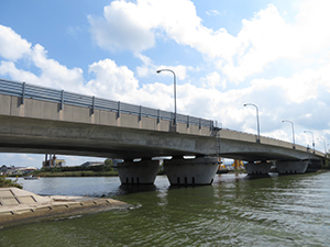 内灘湊大橋