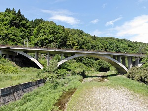 湯涌街道大橋