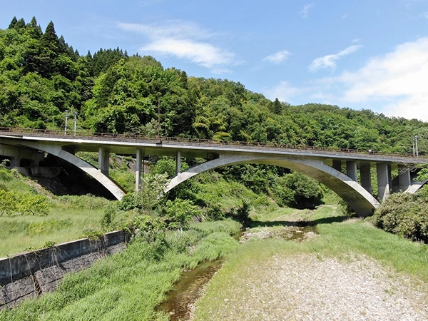 湯涌街道大橋
