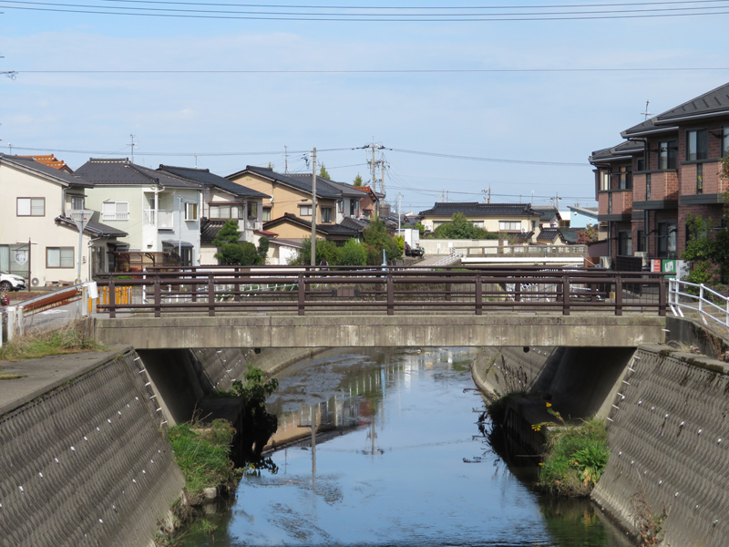 太郎田橋